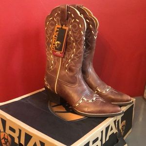 Women’s Heritage Western Bucklace Ariat Boots